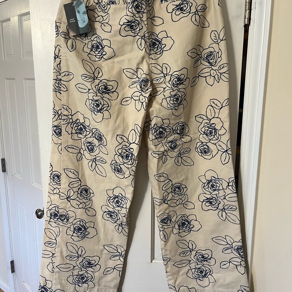 Marsh Landing size 10 floral pants NWT - Picture 5 of 9